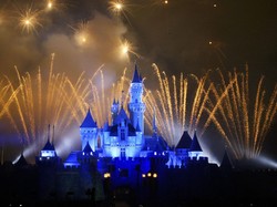 Gile Bener, Disney World Gelar Pesta Ultah ke-50 Selama 18 Bulan