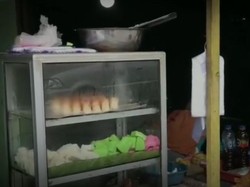 Rela Antre Demi Serabi Sugio yang Empuk Harum Ini