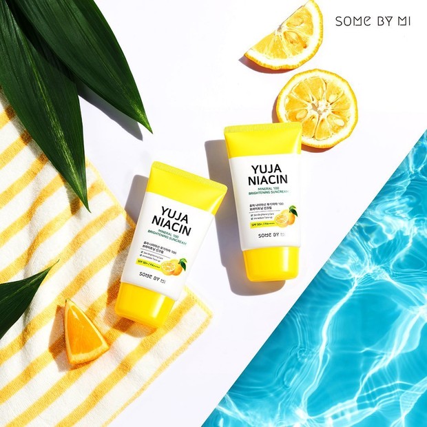 Some By Mi Yuja Niacin Mineral 100 Brighten Suncream/instagram.com/somebymi.official_id Lindungi Wajah dari Terpaan Sinar UV dengan Yuja Niacin Mineral 100 Brighten Suncream
