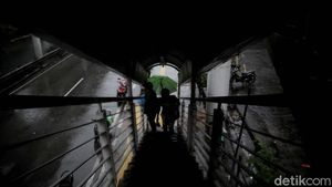 Waspada! Musim Hujan Masih Berlanjut di Jakarta
