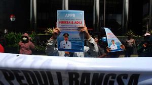 Aliansi Pemuda Penyelamat Bangsa Demo di Gedung KPK