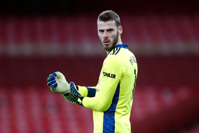 LONDON, ENGLAND - JANUARY 30: David De Gea of Manchester United looks on prior to the Premier League match between Arsenal and Manchester United at Emirates Stadium on January 30, 2021 in London, England. Sporting stadiums around the UK remain under strict restrictions due to the Coronavirus Pandemic as Government social distancing laws prohibit fans inside venues resulting in games being played behind closed doors. (Photo by Alastair Grant - Pool/Getty Images)