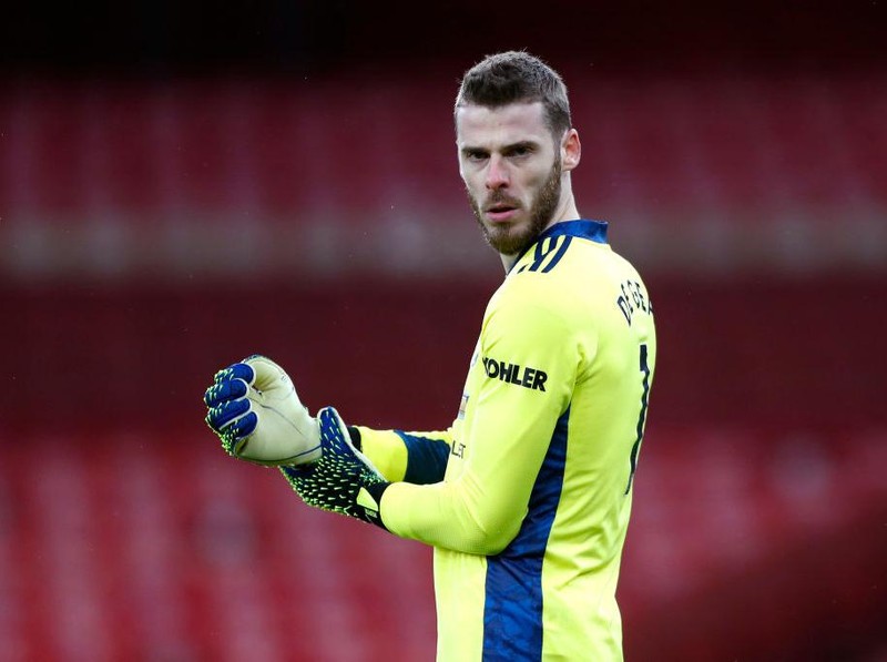 LONDON, ENGLAND - JANUARY 30: David De Gea of Manchester United looks on prior to the Premier League match between Arsenal and Manchester United at Emirates Stadium on January 30, 2021 in London, England. Sporting stadiums around the UK remain under strict restrictions due to the Coronavirus Pandemic as Government social distancing laws prohibit fans inside venues resulting in games being played behind closed doors. (Photo by Alastair Grant - Pool/Getty Images)