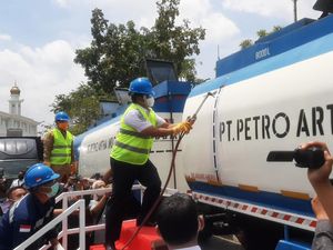 Dianggap Rugikan Negara, Truk Obesitas di Riau Bakal Dipotong