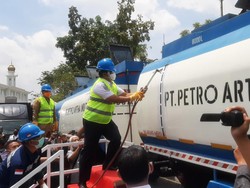 Dianggap Rugikan Negara, Truk Obesitas di Riau Bakal Dipotong