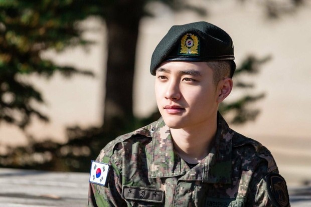 D.O. EXO pasca dibebastugaskan dari wajib militer (instagram.com/kyungsoosofficial)