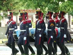 Eks Presiden Argentina Carlos Menem Dimakamkan di Pemakaman Islam La Tablada