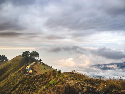 5 Gunung Terindah di Indonesia, Bisa Didaki Tahun Ini