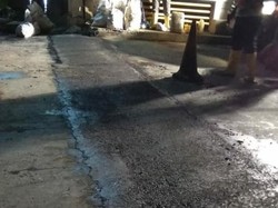 Jalan Rusak di Jembatan BSK Jl KH Noer Ali Kalimalang Diperbaiki