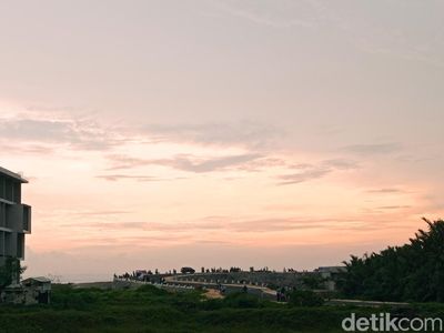 Foto: Jembatan Baru Buat Nikmati Sunset Cantik Pangandaran