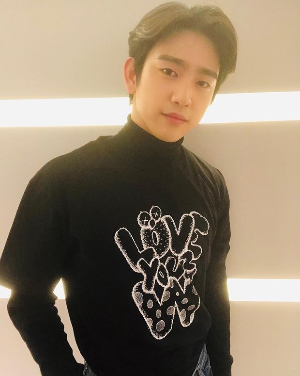 Jinyoung GOT7 mengungkapkan sosok cinta pertamanya Jinyoung GOT7 mengungkapkan sosok cinta pertamanya (instagram.com/jinyoung_0922jy)