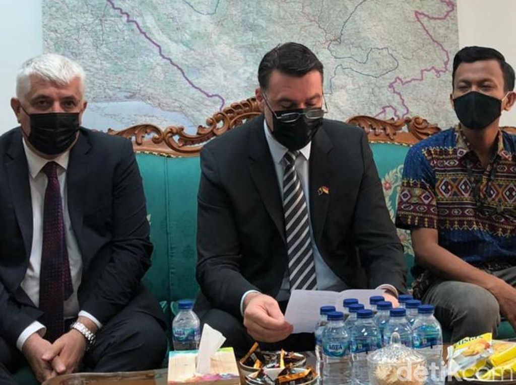 Miftah Anwar Sani Mau Gabung Klub Bosnia, Rencana Berangkat Pekan Ini Miftah Anwar Sani Mau Gabung Klub Bosnia, Rencana Berangkat Pekan Ini