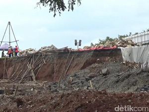 Melihat Progres Perbaikan Jalan Ambles Km 122 Tol Cipali