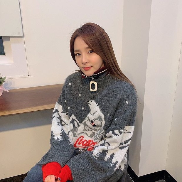 Sandara Park berbagi tentang pengalaman cinta pertamanya Sandara Park berbagi tentang pengalaman cinta pertamanya (instagram.com/daraxxi)