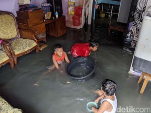 Sejumlah RT di Rawa Buaya Terendam Banjir