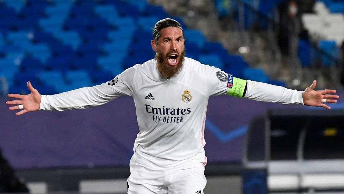 Sergio Ramos dinilai cocok bermain di Premier League. (Foto: PIERRE-PHILIPPE MARCOU/AFP)