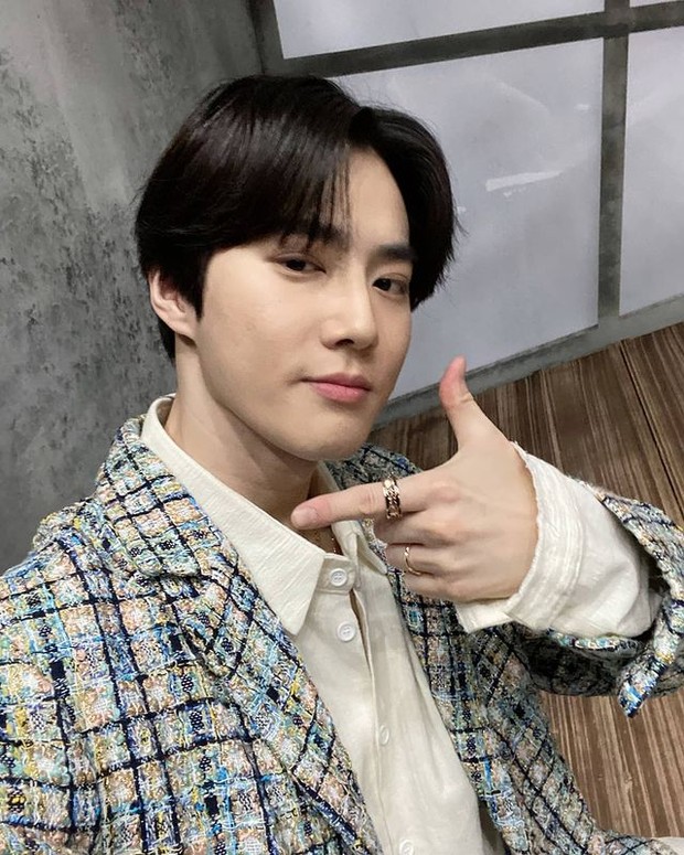 Suho EXO berbagi tentang kisah cinta pertamanya Suho EXO berbagi tentang kisah cinta pertamanya (instagram.com/kimjuncotton)