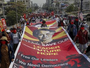 AS Serukan Militer Myanmar Tak Lakukan Kekerasan Usai Kematian Demonstran AS Serukan Militer Myanmar Tak Lakukan Kekerasan Usai Kematian Demonstran