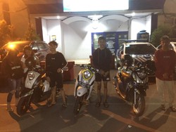 Hendak Atraksi Freestyle Motor di Jalan Raya Makassar, 3 Pemuda Diamankan