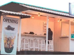 Slurp! Nikmatnya Minuman Berbahan Baku Lokal di Cafe Anti Baper