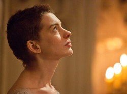 5 Bintang Hollywood yang Alami Trauma demi Peran dalam Film