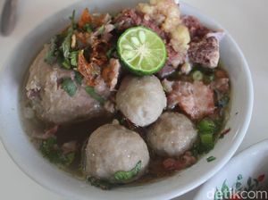 5 Bakso Enak Langganan Artis dari Nikita Mirzani sampai Syahrini 5 Bakso Enak Langganan Artis dari Nikita Mirzani sampai Syahrini