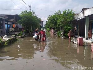 Banjir dan Puting Beliung Terjang Satu Desa di Mojokerto, Puluhan Rumah Rusak