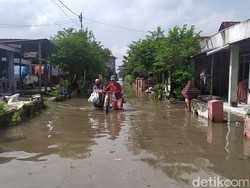 Banjir dan Puting Beliung Terjang Satu Desa di Mojokerto, Puluhan Rumah Rusak