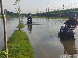 Jalan Raya Porong Lama Sidoarjo Kembali Putus Tergenang Banjir