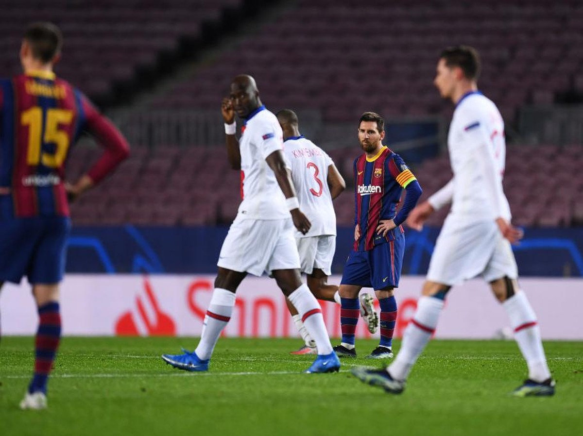 Barcelona bonyok dihajar oleh Paris Saint-Germain di Liga Champions. (Foto: Getty Images/David Ramos)