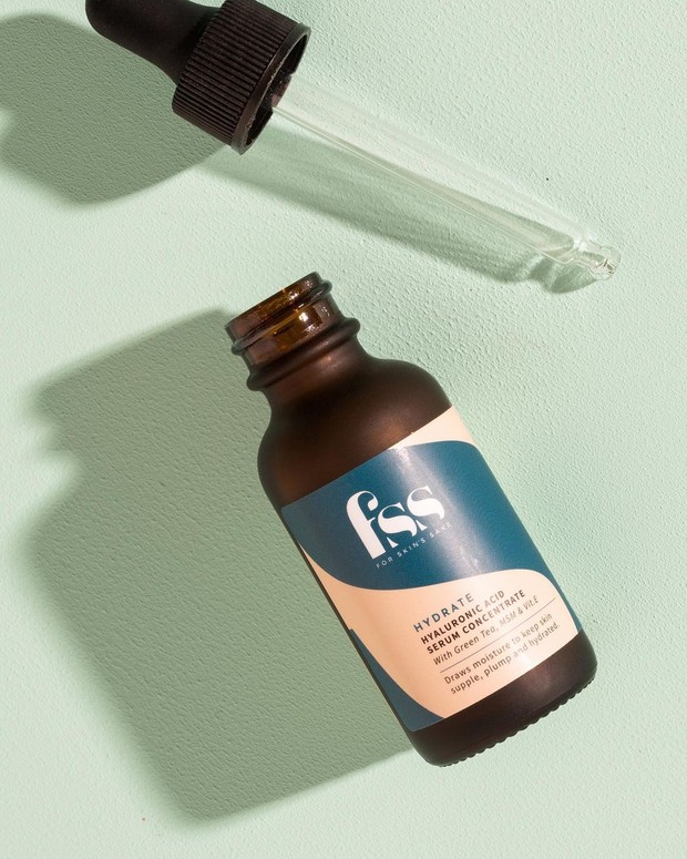 Perawatan wajah dalam menjaga kelembaban sampai lapisan paling dalam.