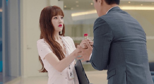 Hwang Bo Ra dan /soompi.com Hwang Bo Ra