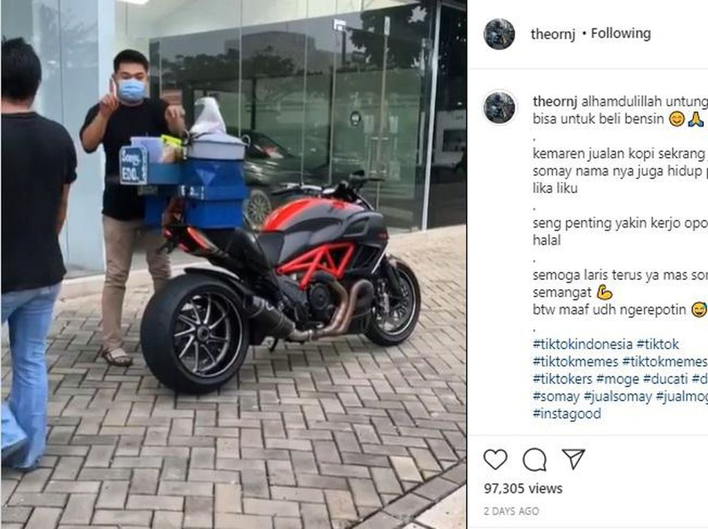 Viral Penjual Siomay Pakai Motor Ducati Diavel, Ini Faktanya! Viral Penjual Siomay Pakai Motor Ducati Diavel, Ini Faktanya!