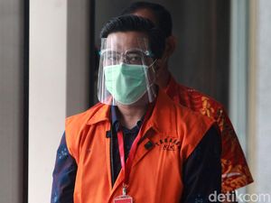Juli Amar Maruf Kembali Diperiksa KPK Juli Amar Maruf Kembali Diperiksa KPK
