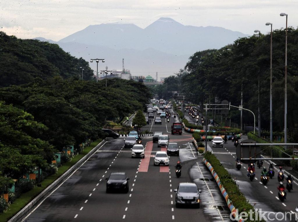 Polemik Gunung Gede Pangrango Ditempel Berakhir Islah, Wagub Riza Patria Apresiasi Polemik Gunung Gede Pangrango Ditempel Berakhir Islah, Wagub Riza Patria Apresiasi