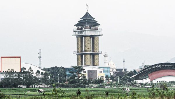 Foto: Munara 99 Sabilulungan, Ikon Baru Kabupaten Bandung