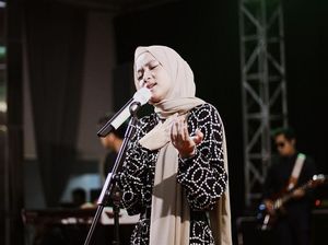 Lagu Baru Trending di YouTube, Netizen Tetap Minta Nissa Sabyan Klarifikasi Lagu Baru Trending di YouTube, Netizen Tetap Minta Nissa Sabyan Klarifikasi