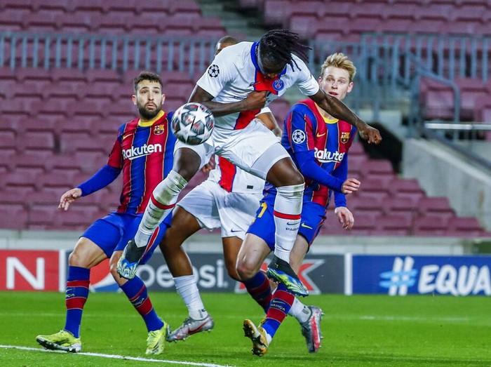 Paris Saint-Germain berhasil mengalahkan Barcelona di Camp Nou, Rabu (17/2/2021) dini hari WIB. PSG menang dengan skor 4-1.