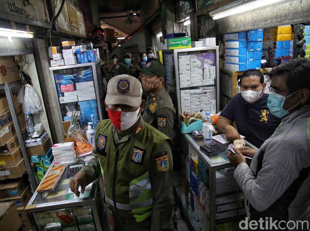 Sidak PPKM Mikro Sasar Pasar Pramuka Sidak PPKM Mikro Sasar Pasar Pramuka