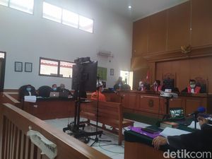 Sidang Syahganda, Saksi Ini Dicecar Hakim Usai Dengar Ada KAMI di Demo Ricuh Sidang Syahganda, Saksi Ini Dicecar Hakim Usai Dengar Ada KAMI di Demo Ricuh