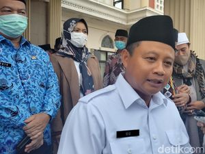 Perda Pesantren Disambut Baik, Wagub Jabar: Saya Bahagia dan Bangga Perda Pesantren Disambut Baik, Wagub Jabar: Saya Bahagia dan Bangga