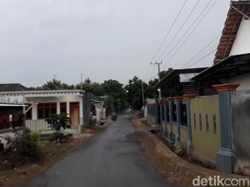 Desa Sumurgeneng, Kampung Miliarder yang Jauh dari Kota Tuban Desa Sumurgeneng, Kampung Miliarder yang Jauh dari Kota Tuban