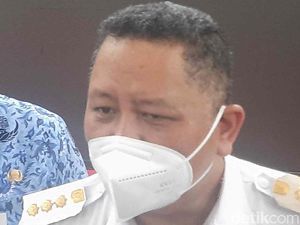 Purna Wali Kota Surabaya, Whisnu Dihadiahi Nol Kasus COVID-19