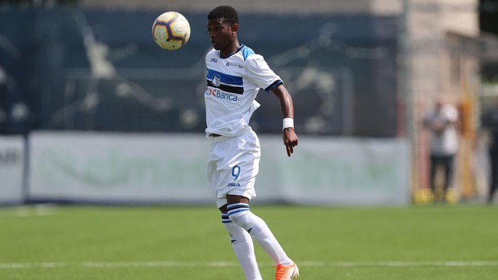 EMPOLI, ITALY - MAY 25: Amad Traore of Atalanta BC in action during the Serie A Primavera match between Empoli U19 and Atalanta BC U19 on May 25, 2019 in Empoli, Italy.  (Photo by Gabriele Maltinti/Getty Images)