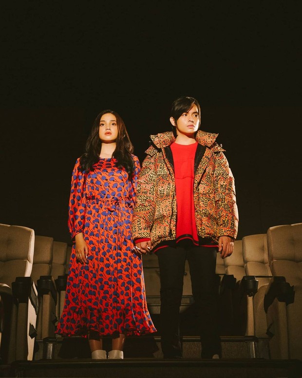 Berpegangan Tangan/instagram.com/winstongomez