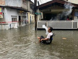Cerita Warga Bukit Duri Jaksel Saat Banjir Masuk Rumah, Kini Sudah Surut