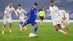 Empat Bek Tengah Incaran Manchester United