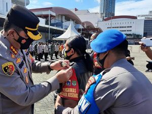 Forkopimda Jakpus Lepas 12 Ribu Relawan Pengawas Prokes Tingkat RT