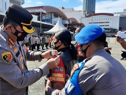 Forkopimda Jakpus Lepas 12 Ribu Relawan Pengawas Prokes Tingkat RT