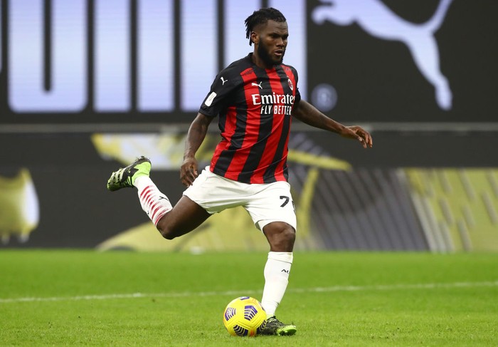 MILAN, ITALY - JANUARY 12:  Franck Kessie of AC Milan kick a penalty during the Coppa Italia match between AC Milan and Torino FC at Stadio Giuseppe Meazza on January 12, 2021 in Milan, Italy. Sporting stadiums around Italy remain under strict restrictions due to the Coronavirus Pandemic as Government social distancing laws prohibit fans inside venues resulting in games being played behind closed doors.  (Photo by Marco Luzzani/Getty Images)